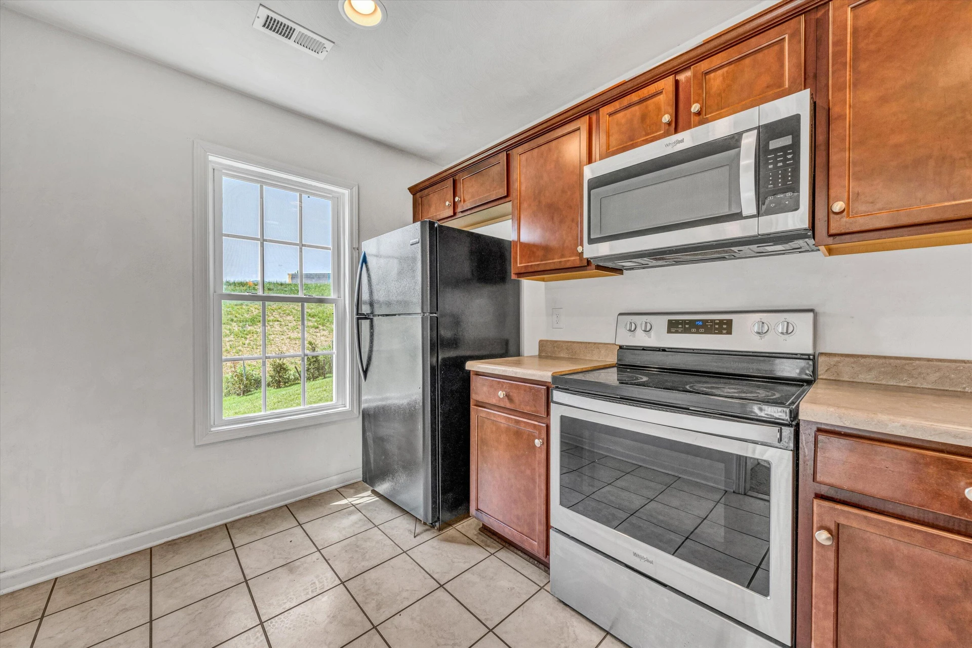 6810 Village Green DR - Photo 15