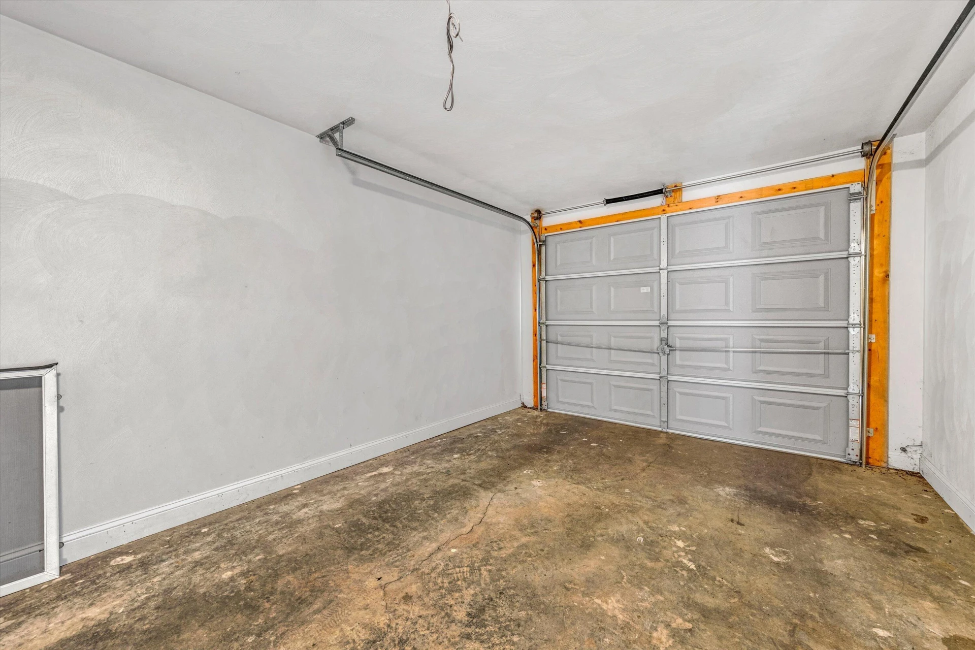 6810 Village Green DR - Photo 17