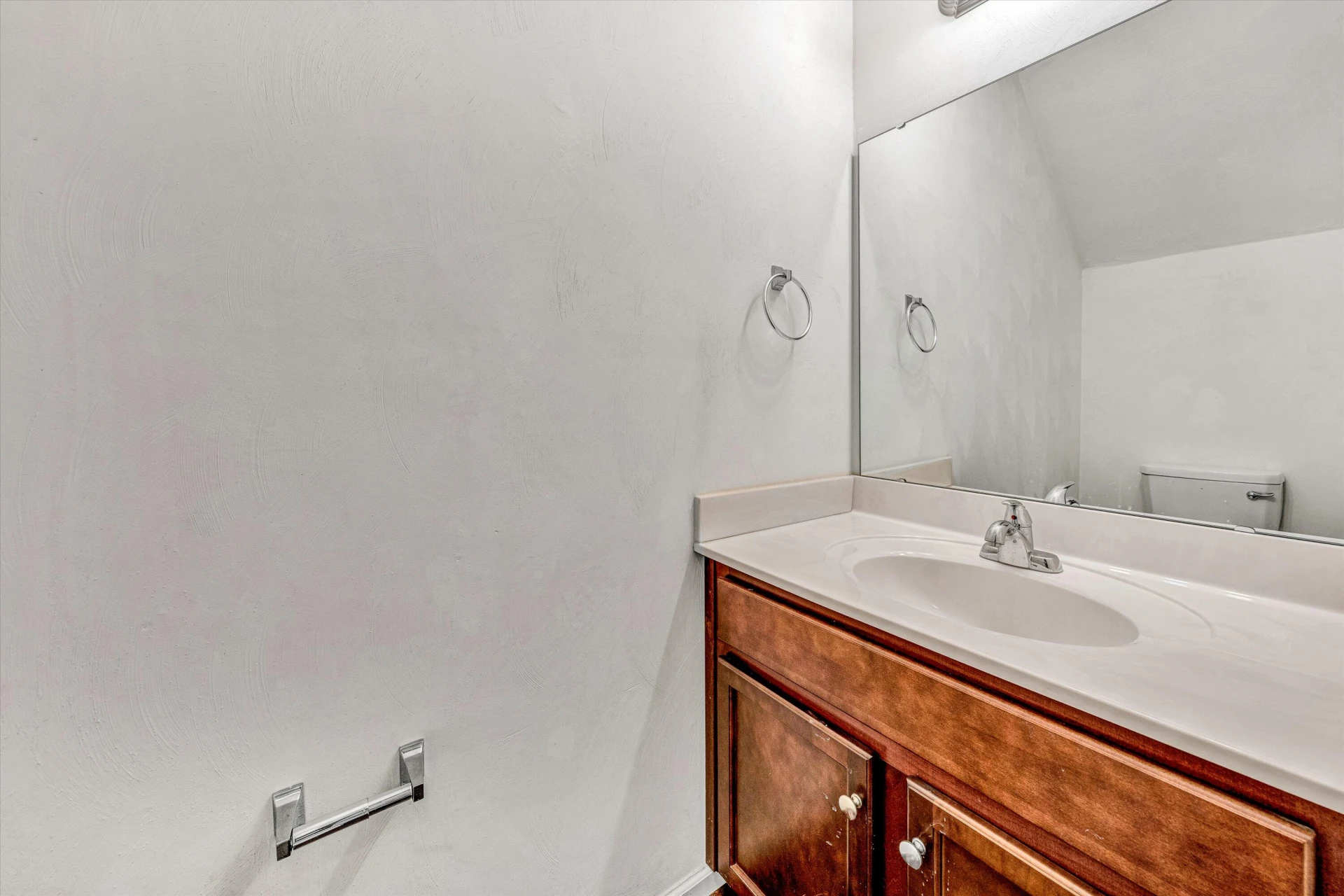6810 Village Green DR - Photo 7