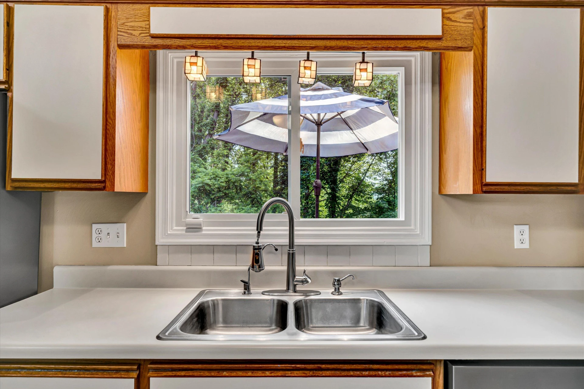 5924 Landview DR - Photo 12