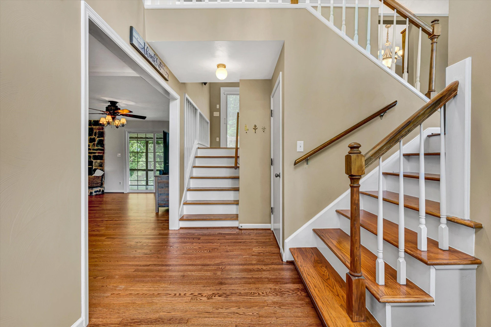 5924 Landview DR - Photo 4
