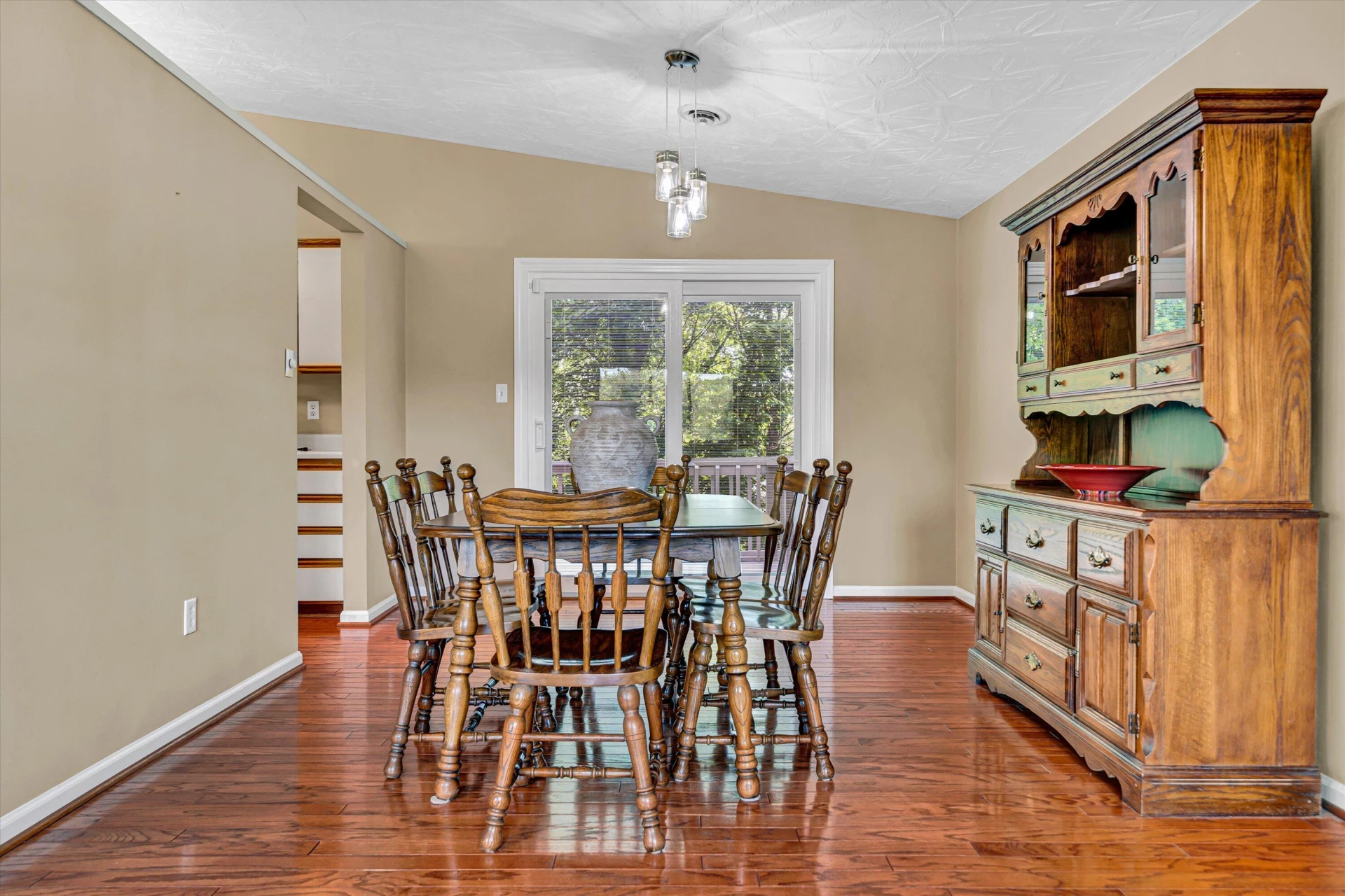 5924 Landview DR - Photo 5