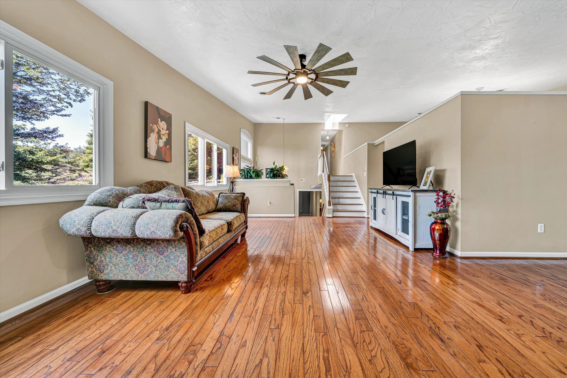 5924 Landview DR - Photo 7