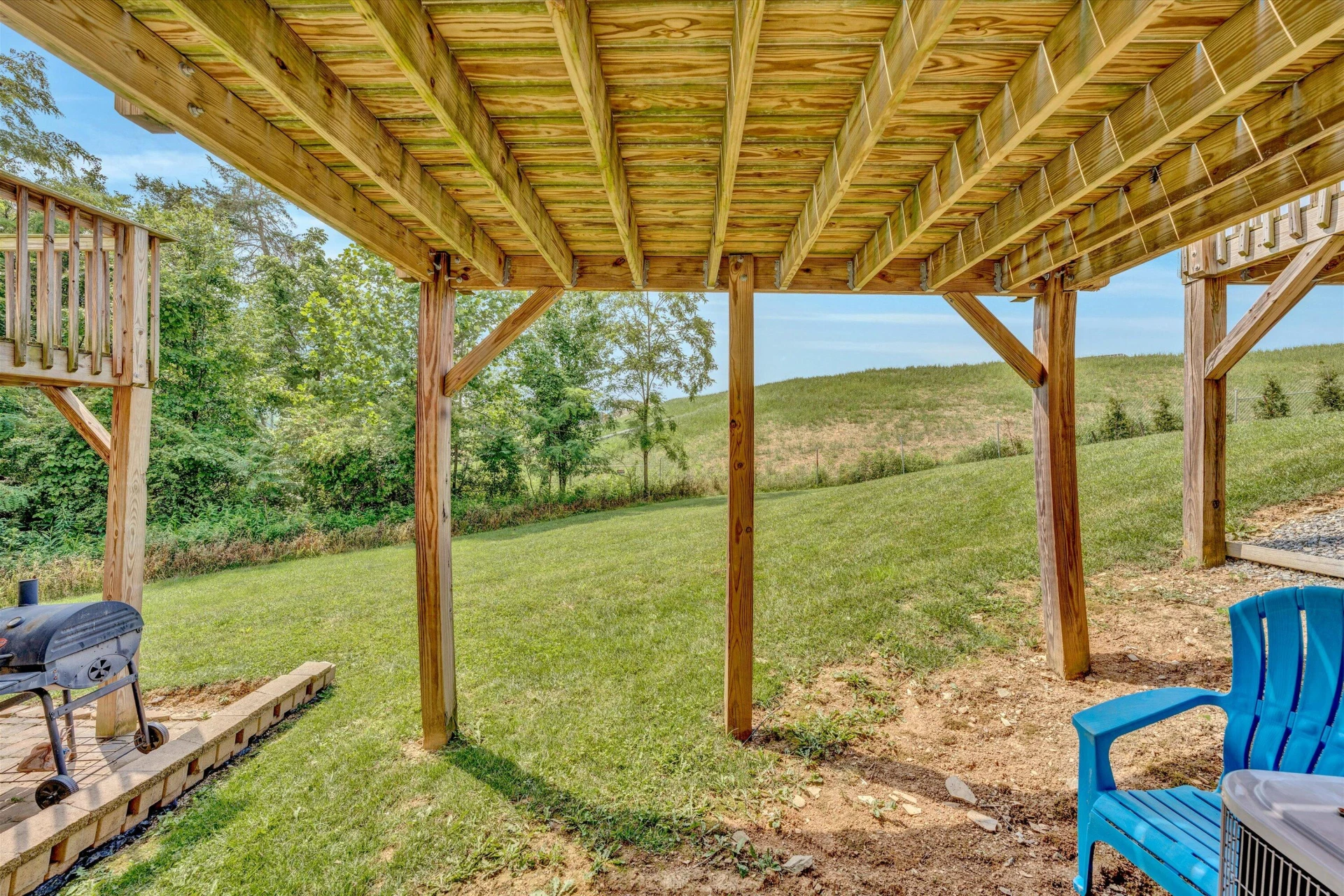 6806 Village Green DR - Photo 18