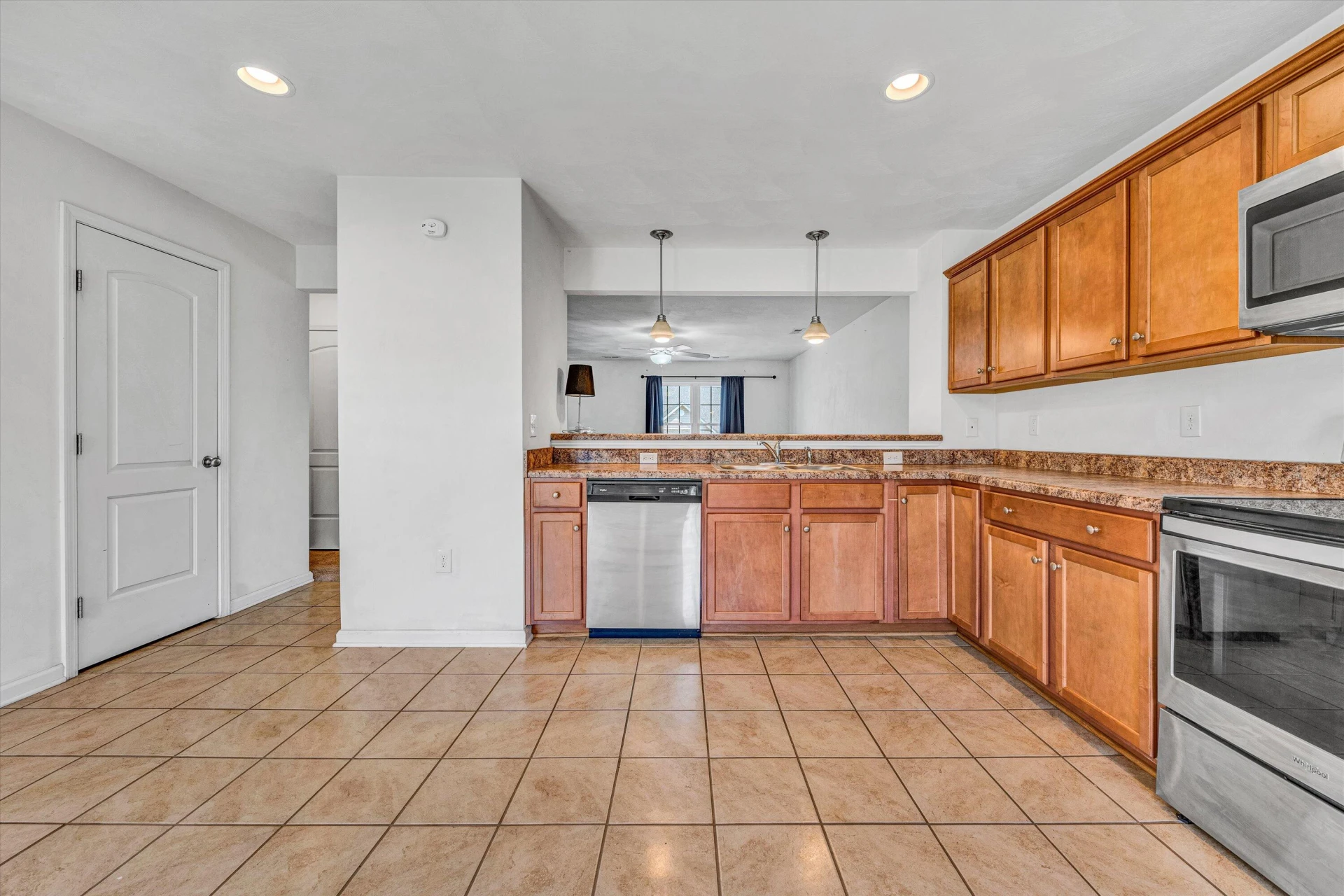 6806 Village Green DR - Photo 5