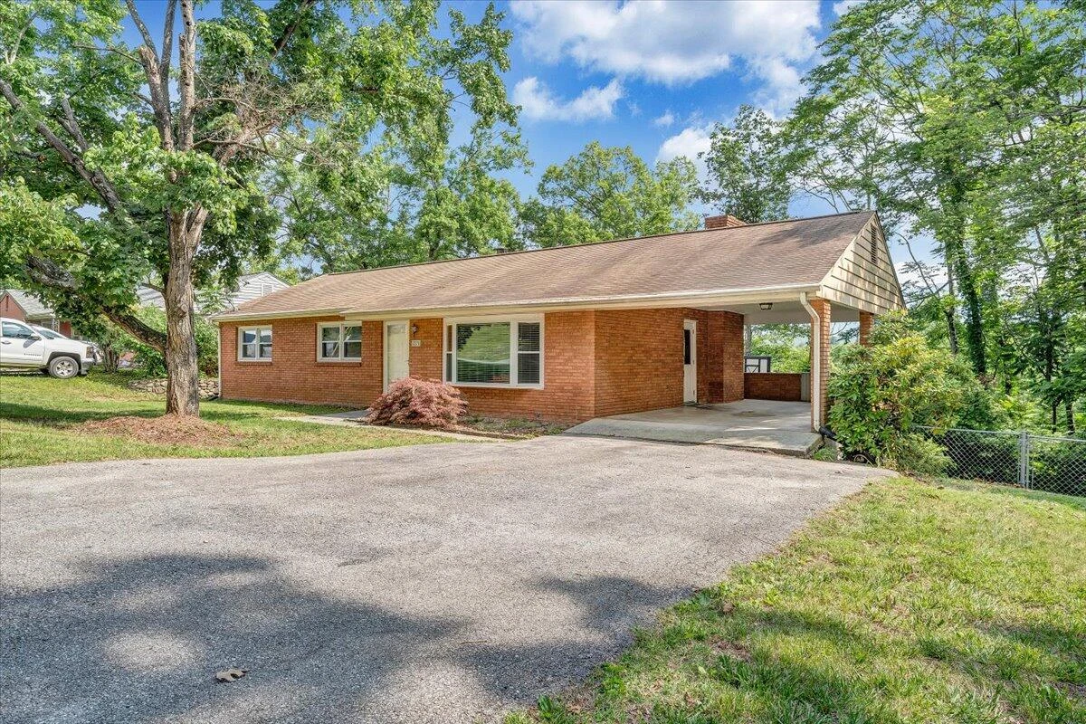 3271 Rasmont RD