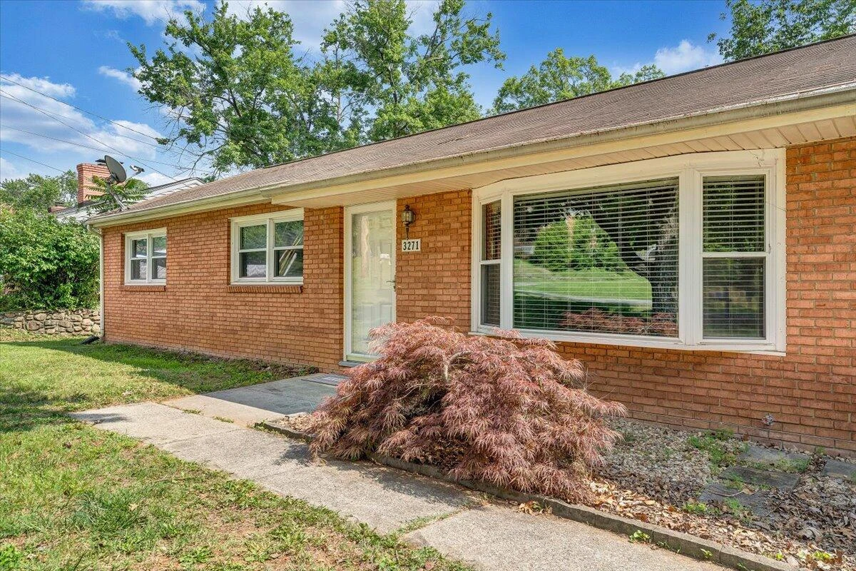3271 Rasmont RD - Photo 3
