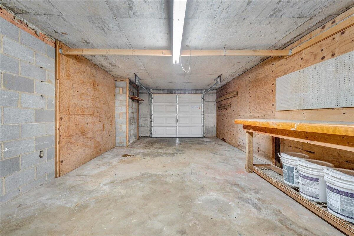3271 Rasmont RD - Photo 32