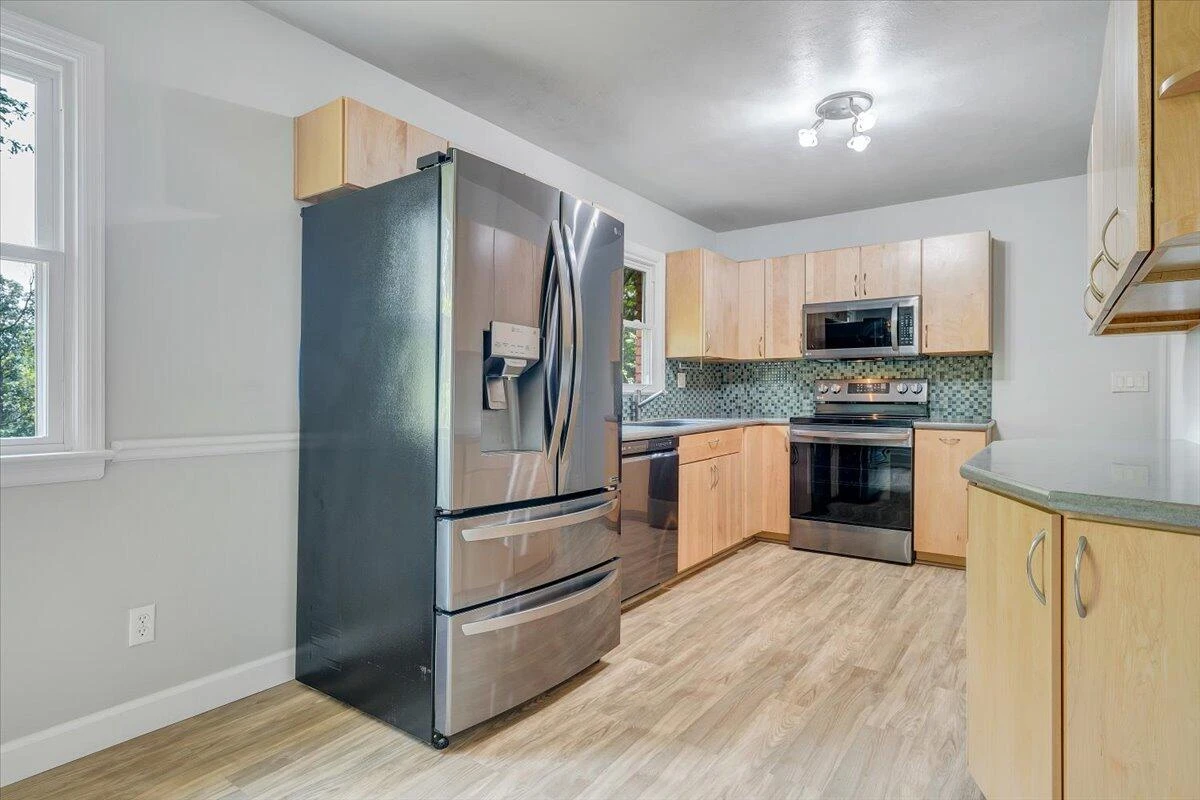 3271 Rasmont RD - Photo 9