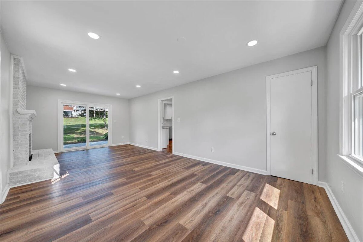 533 Oak DR - Photo 15