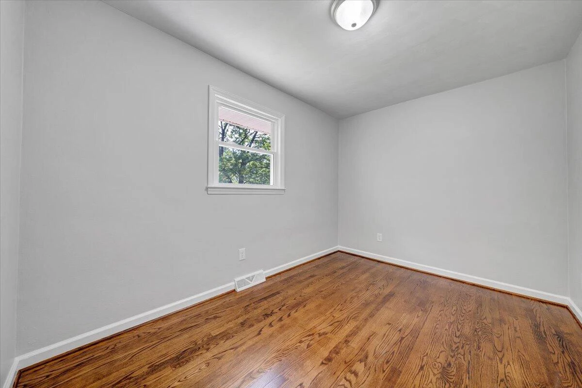 533 Oak DR - Photo 19