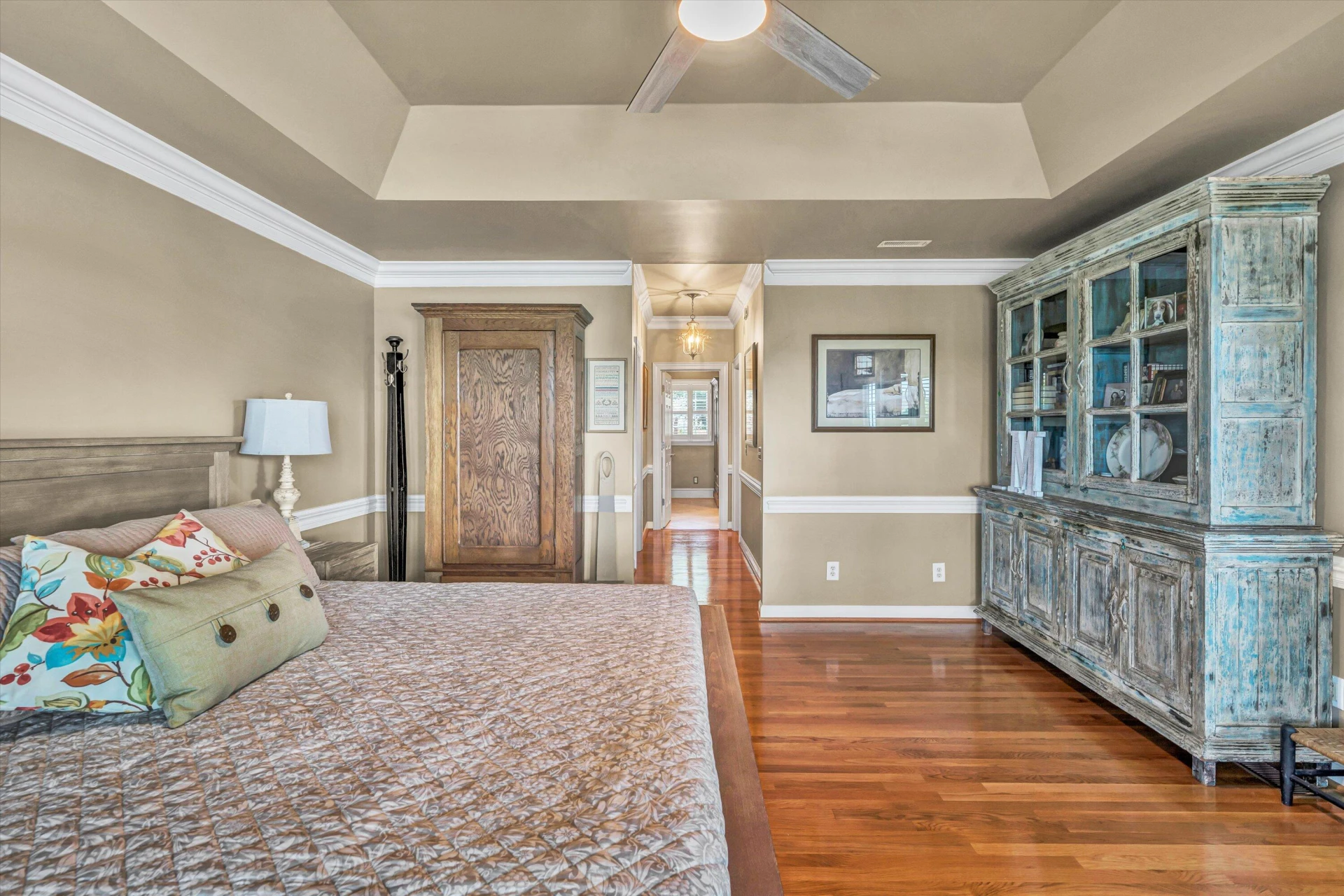 220 Village LN - Photo 16
