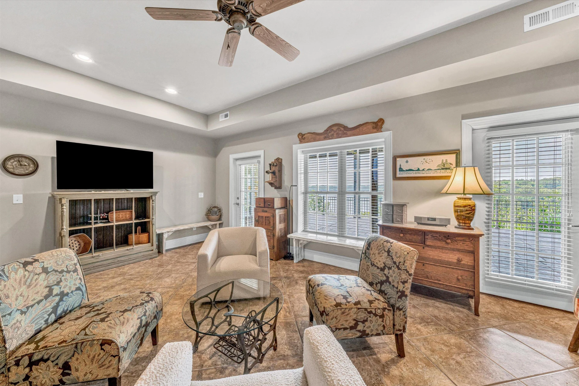 220 Village LN - Photo 42