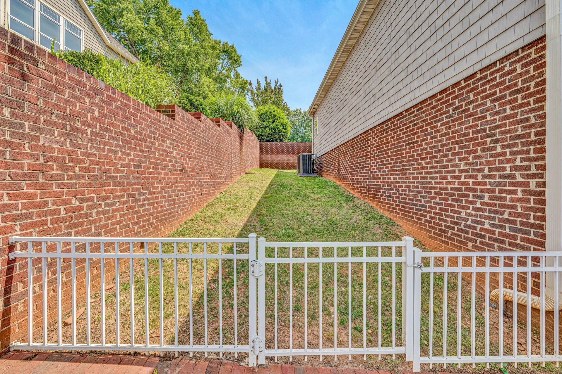 220 Village LN - Photo 54