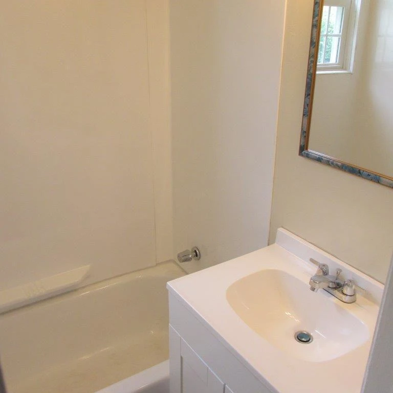 5240 Hawthorne RD - Photo 14