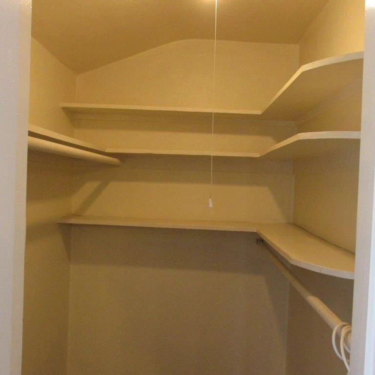 5240 Hawthorne RD - Photo 21