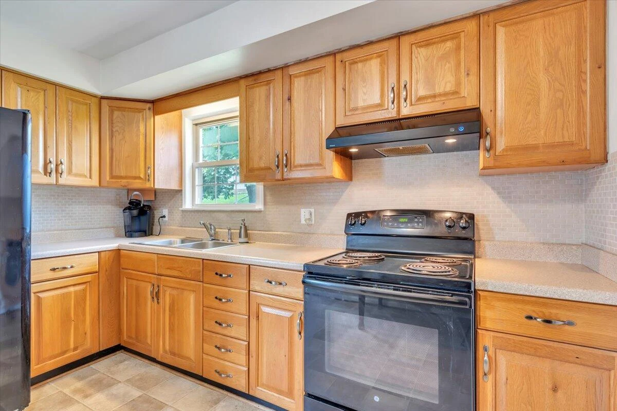 1868 Terry DR - Photo 12