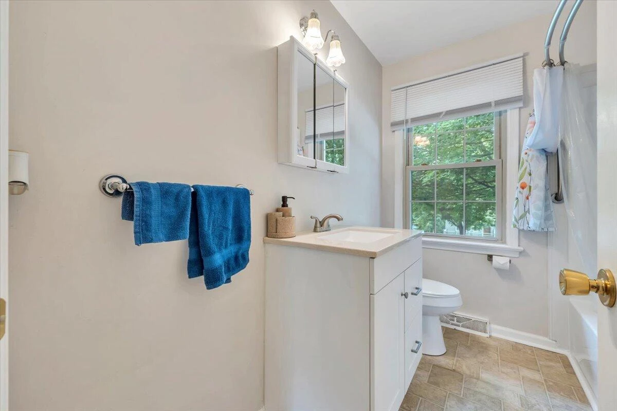 1868 Terry DR - Photo 21