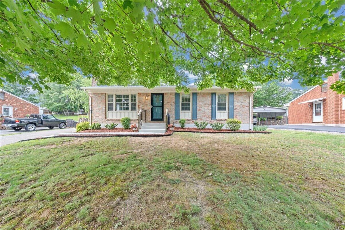 1868 Terry DR - Photo 3