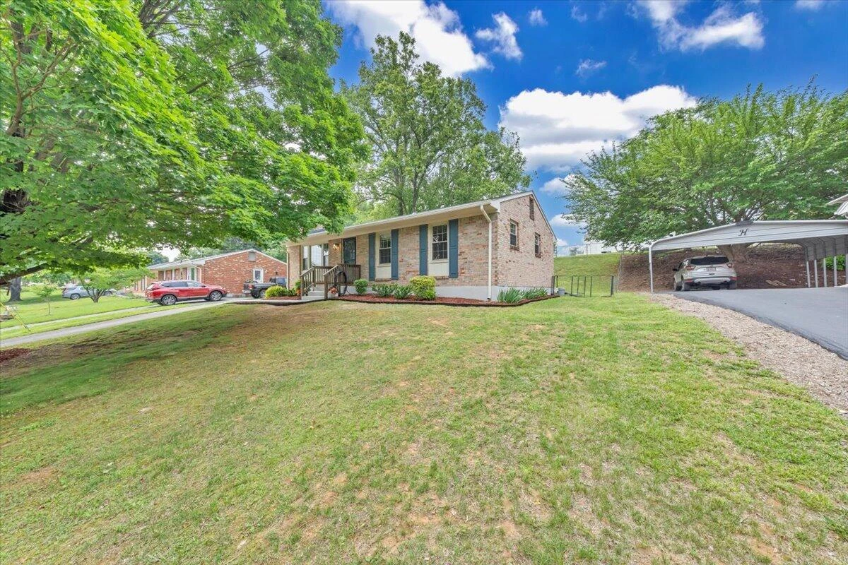 1868 Terry DR - Photo 4