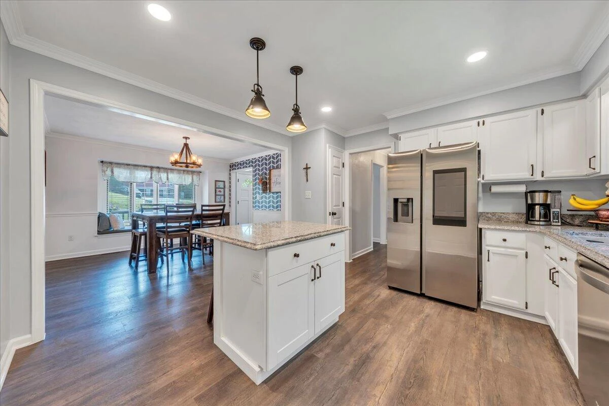 7984 Forest Creek DR - Photo 16