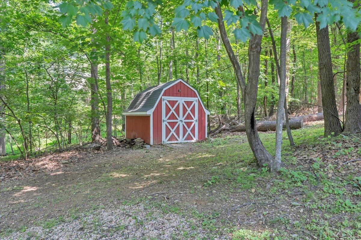 7984 Forest Creek DR - Photo 37