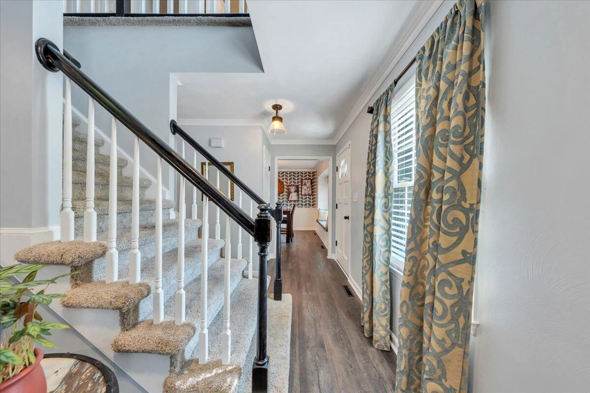 7984 Forest Creek DR - Photo 9