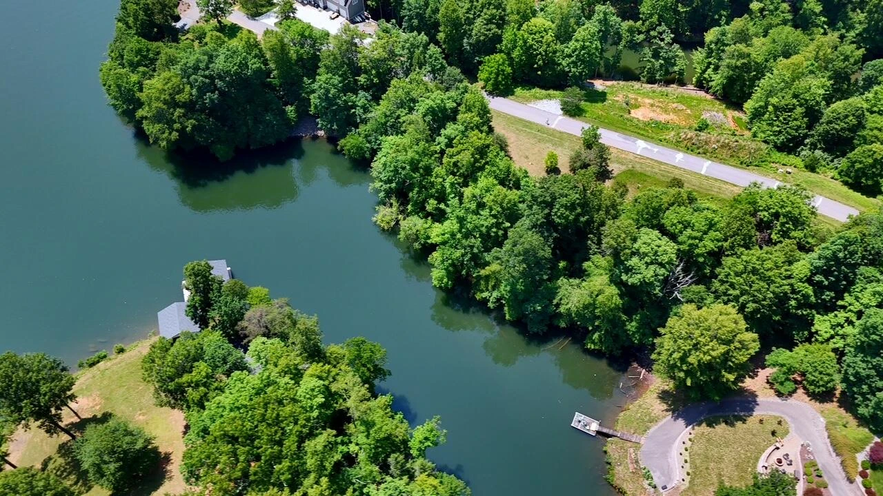 Lot 10 Point DR