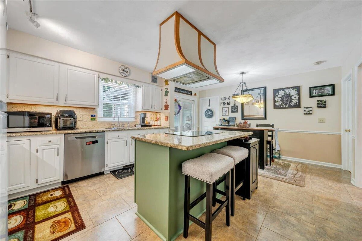 201 Jay Ridge RD - Photo 18