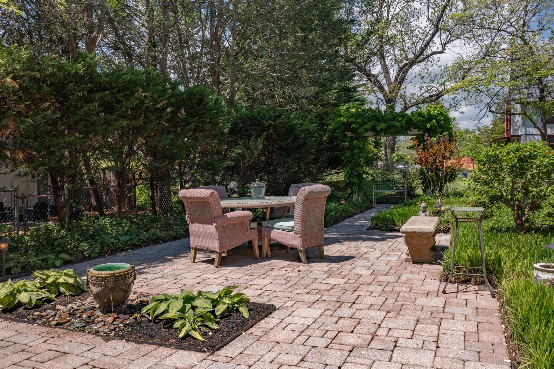 4 White ST - Photo 54