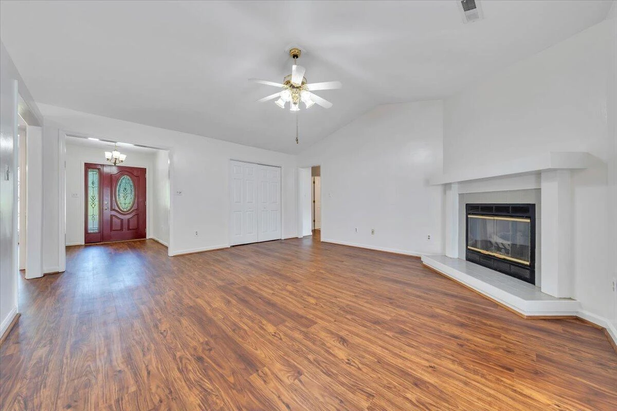 5438 Rome DR - Photo 12