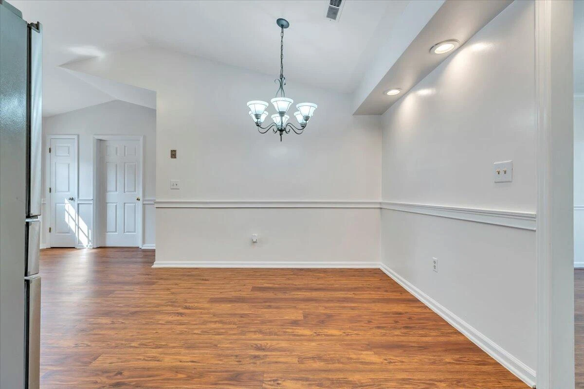 5438 Rome DR - Photo 13