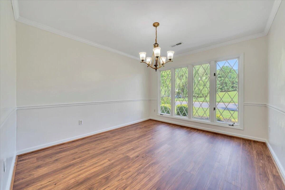 5438 Rome DR - Photo 4