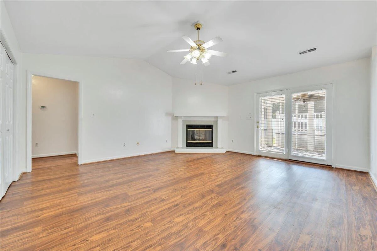 5438 Rome DR - Photo 9