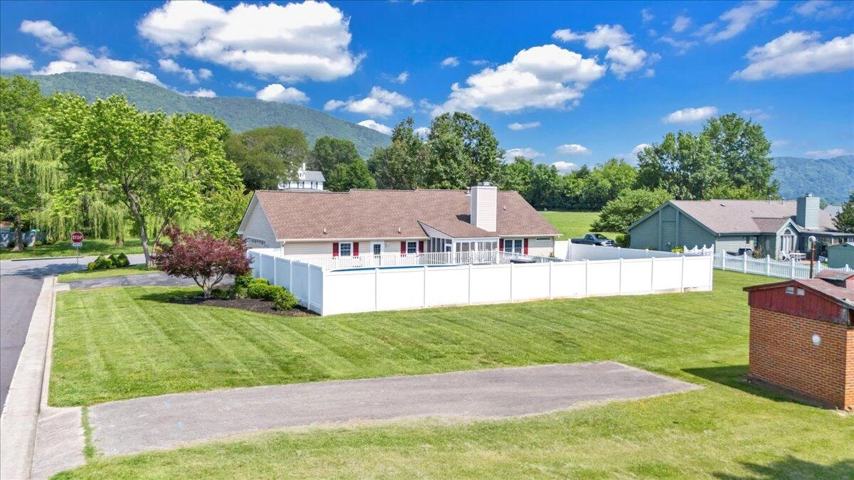 5438 Rome DR - Photo 89