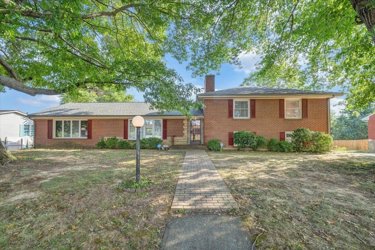 4022 High Acres RD