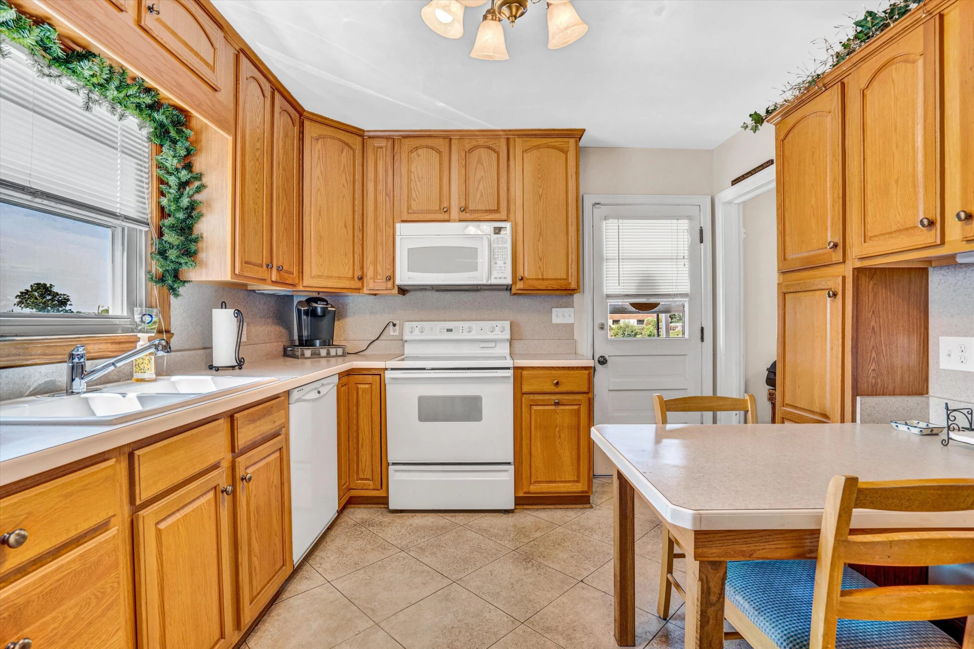 7704 Barrens RD - Photo 9