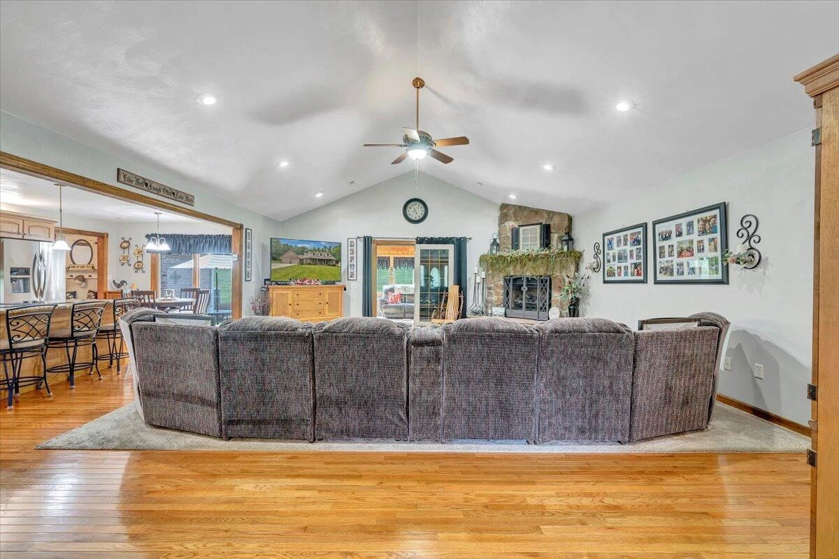 5335 Catawba Valley DR - Photo 16