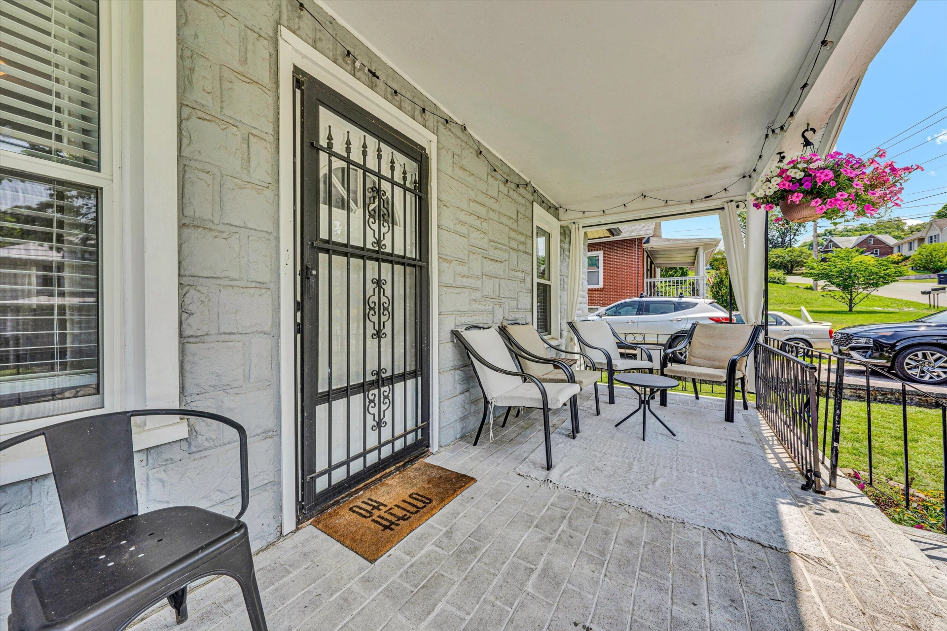 1368 Craig Robertson RD - Photo 4