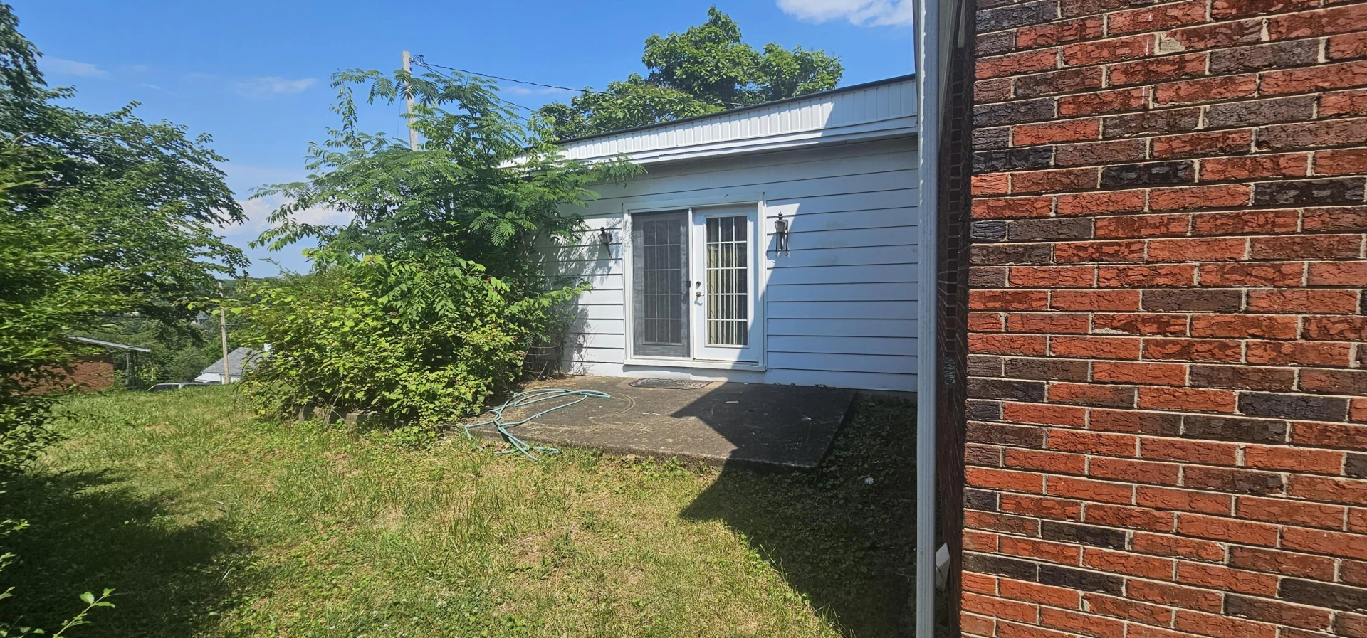 703 Forest ST - Photo 4