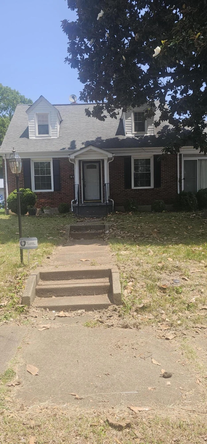 703 Forest ST - Photo 5