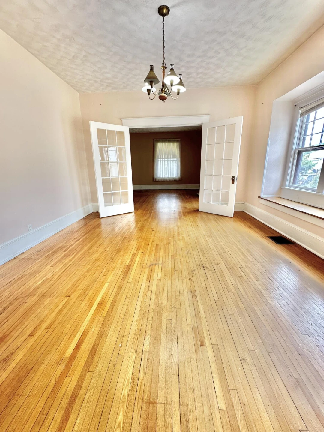 448 Riverside ST - Photo 24