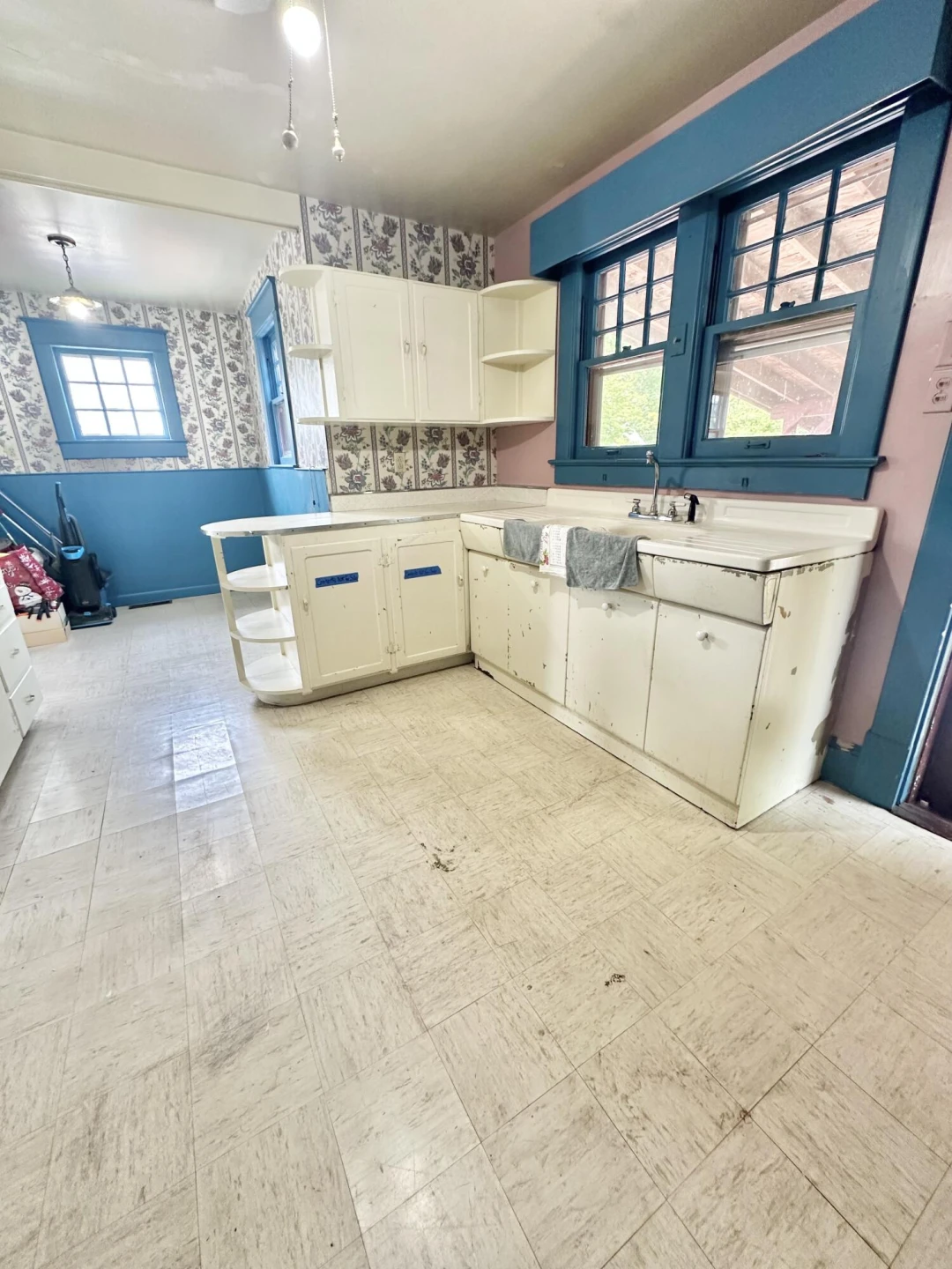 448 Riverside ST - Photo 27