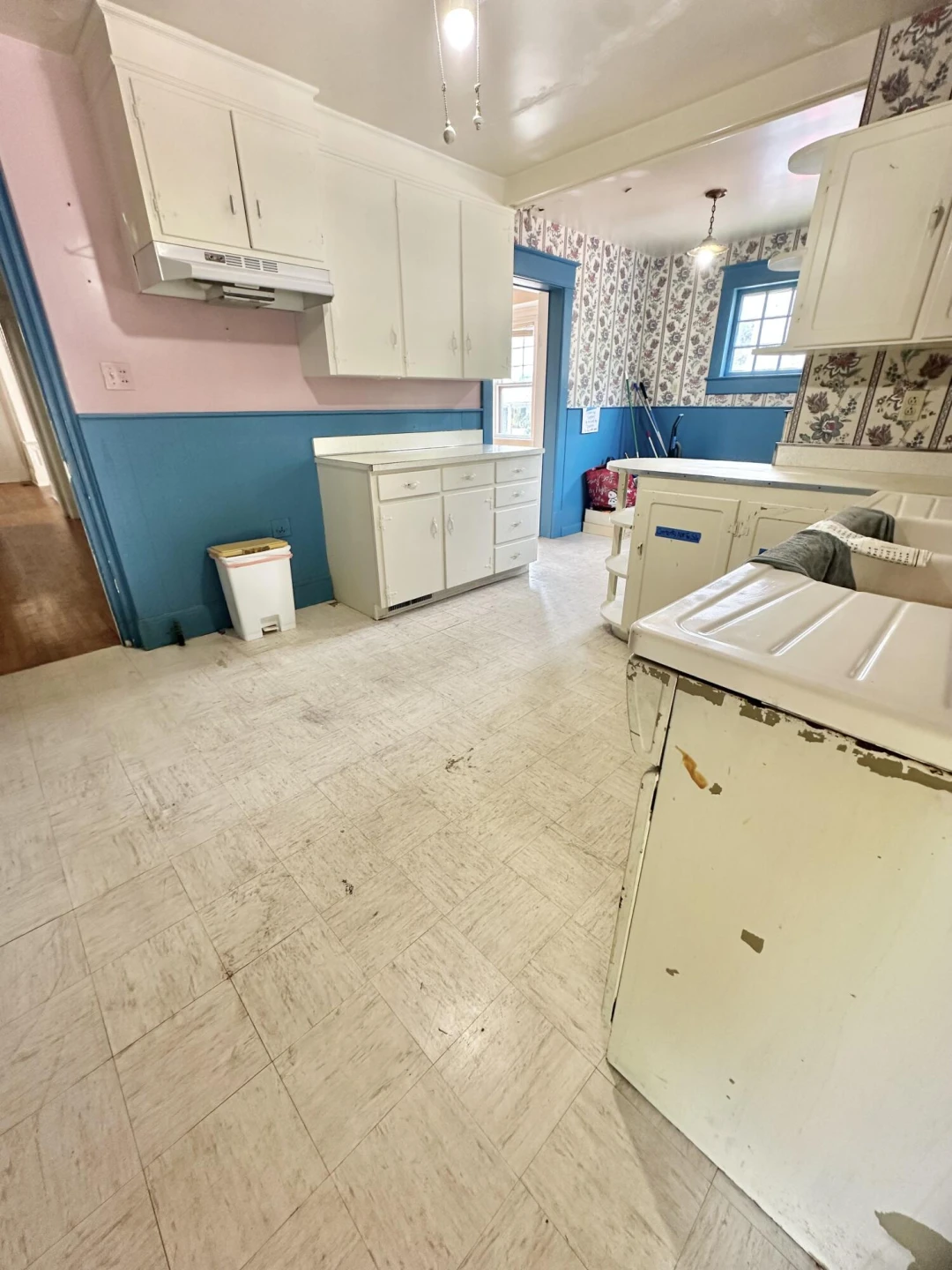 448 Riverside ST - Photo 29