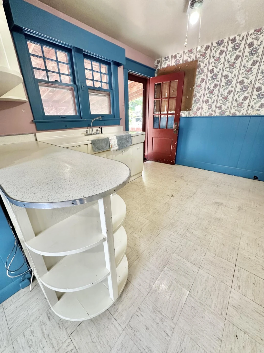 448 Riverside ST - Photo 31