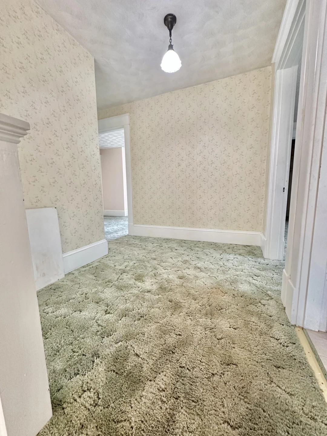 448 Riverside ST - Photo 37