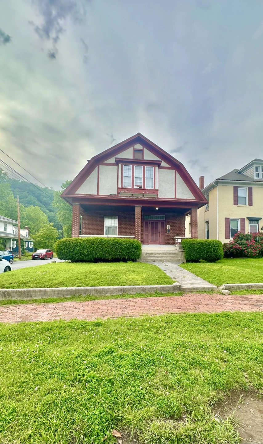 448 Riverside ST - Photo 4