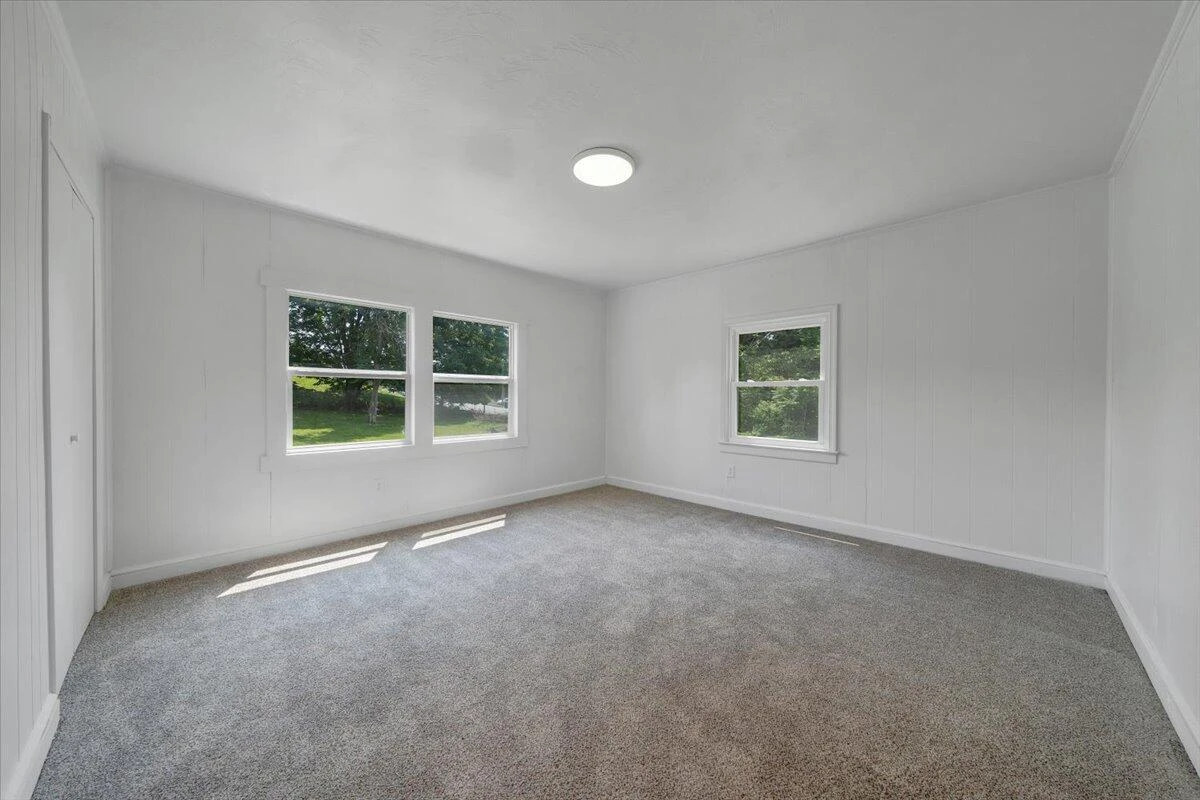 603 36th ST - Photo 10