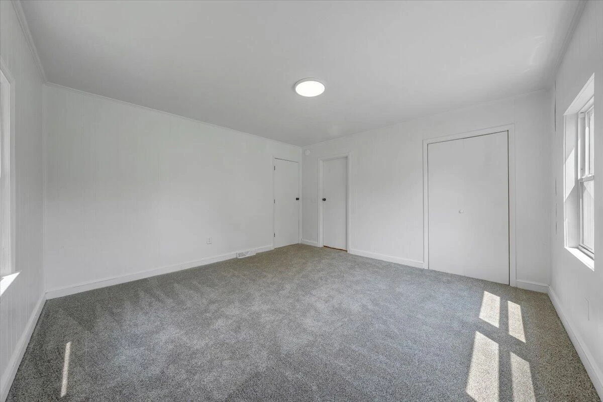 603 36th ST - Photo 11