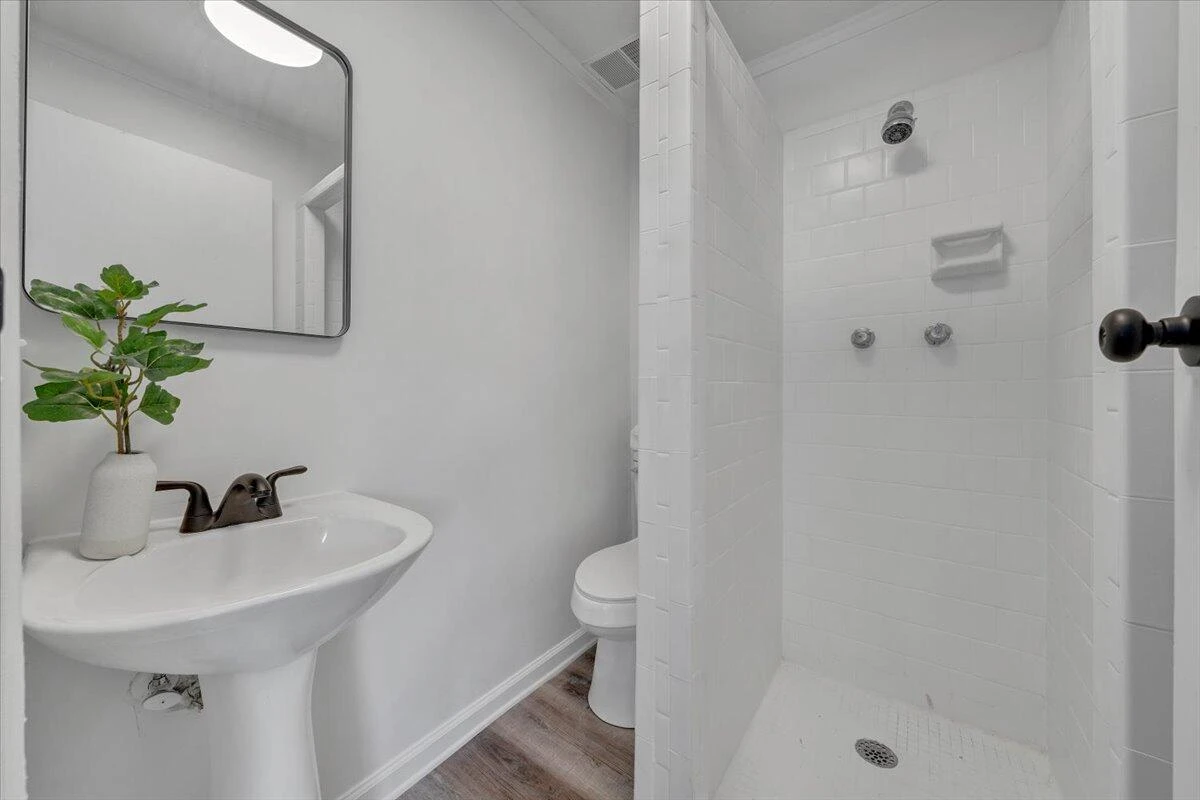 603 36th ST - Photo 12